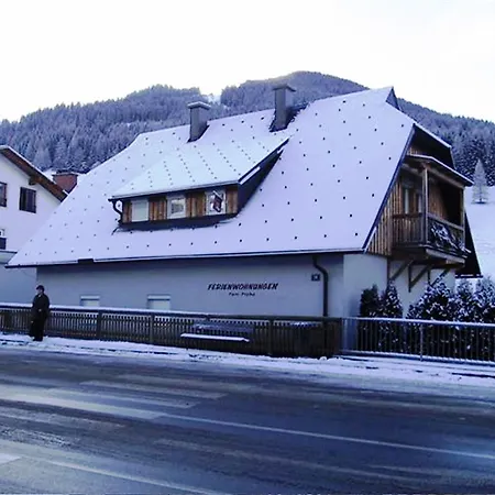 Ferienwohnungen Fryba Bad Kleinkirchheim Pokoj fotografie